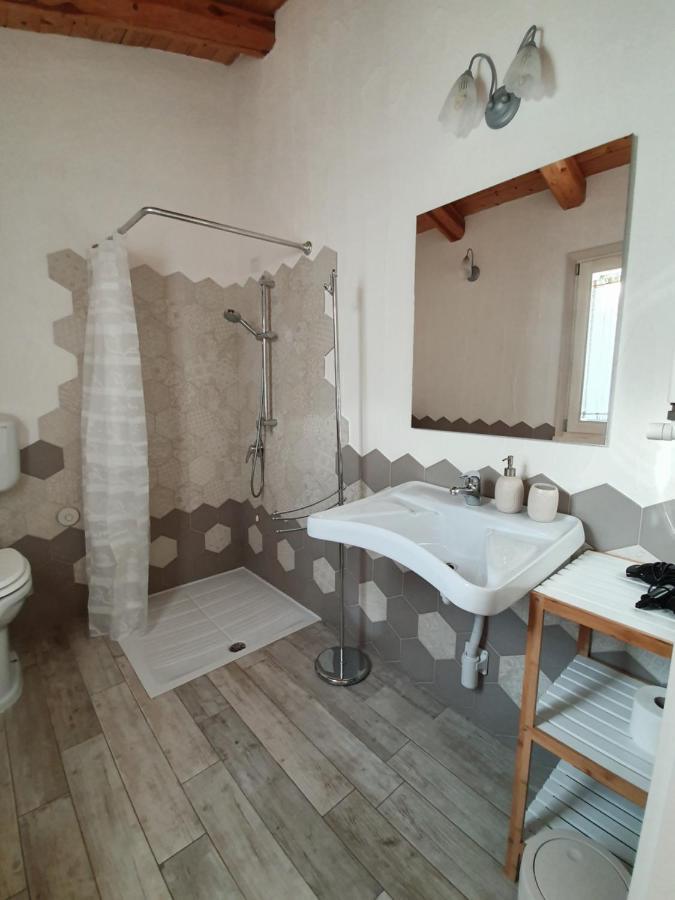 올비아 Nacchinono B&B 외부 사진