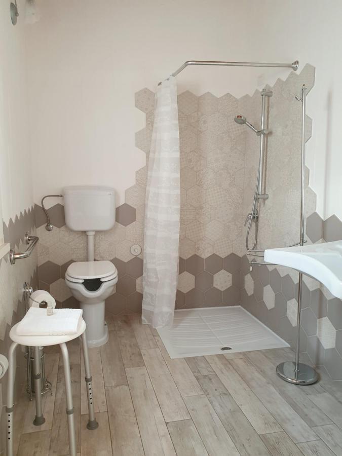 올비아 Nacchinono B&B 외부 사진