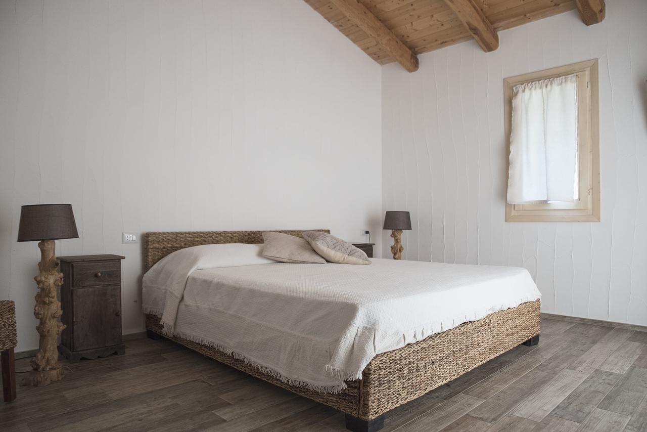 올비아 Nacchinono B&B 외부 사진